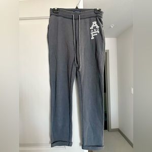Women’s Abercrombie & Fitch sweatpants size extra small